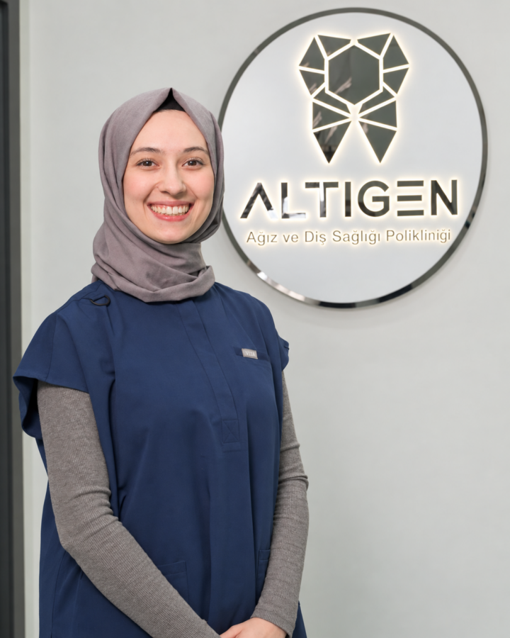 Dt. Sebile Büşra Güllüoğlu