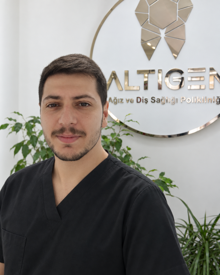 Dt. Ayberk Can Erdem